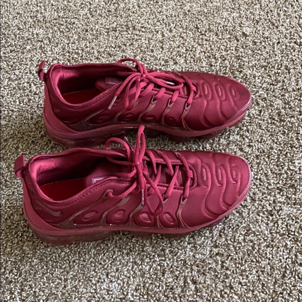 Nike - Picture 4 of 4